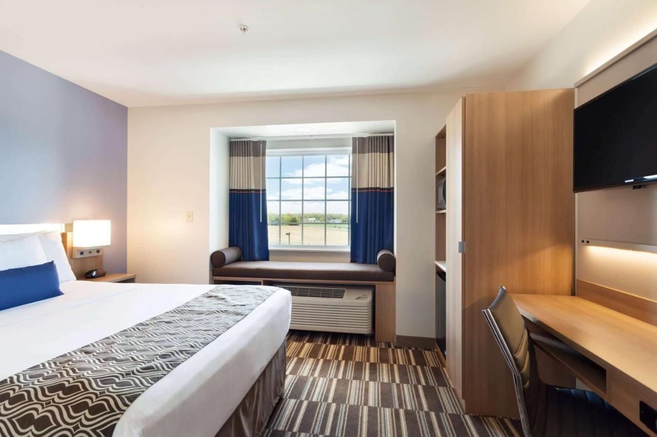 Microtel Inn & Suites By Wyndham Liberty Ne Kansas City Area Екстериор снимка